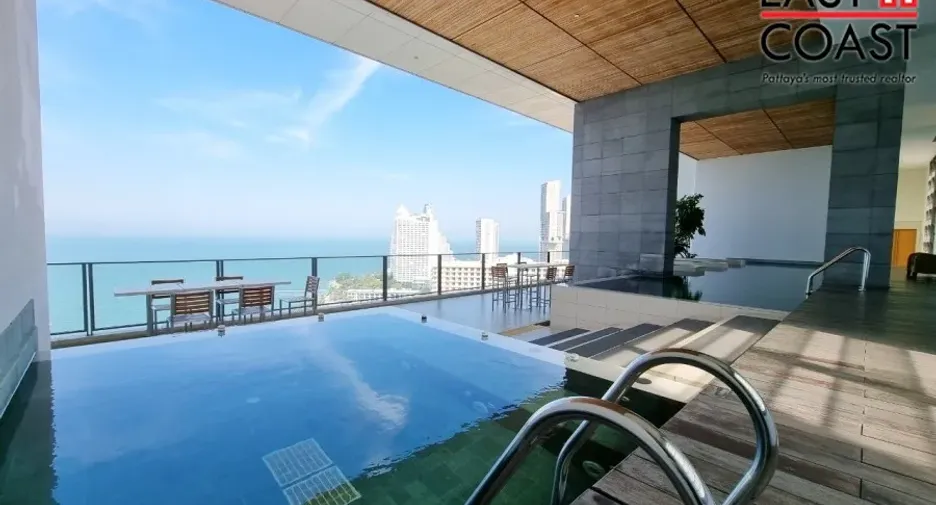 For rent 2 bedrooms condo in Bang Lamung, Chonburi