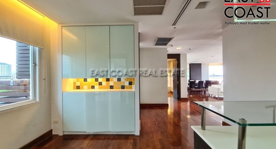 Condo en alquiler de 2 habitaciones en North Pattaya, Pattaya