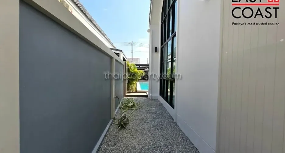 Casa en alquiler de 3 habitaciones en Bang Lamung, Chonburi