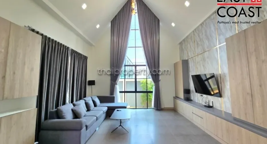 Casa en alquiler de 3 habitaciones en Bang Lamung, Chonburi