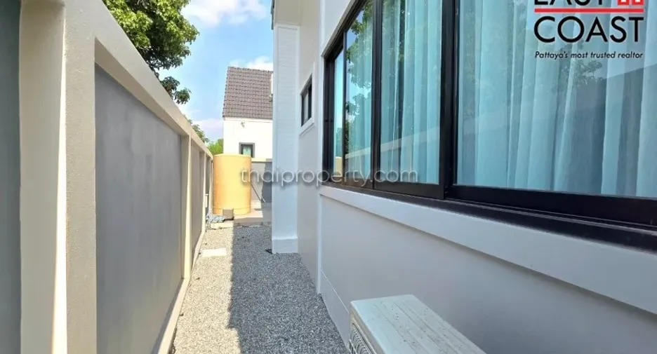 Casa en alquiler de 3 habitaciones en Bang Lamung, Chonburi