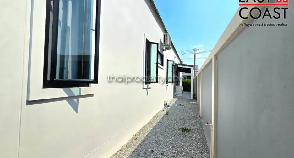 Casa en alquiler de 3 habitaciones en Bang Lamung, Chonburi