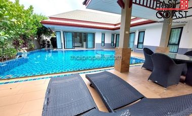 À louer 3 chambres maison à Huay Yai, Pattaya