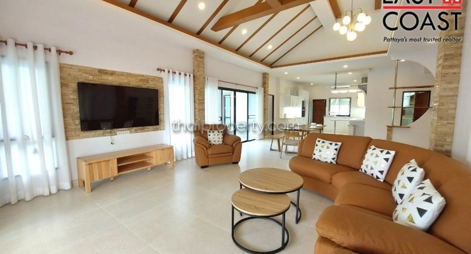 For rent 3 bedrooms house in Huay Yai, Pattaya