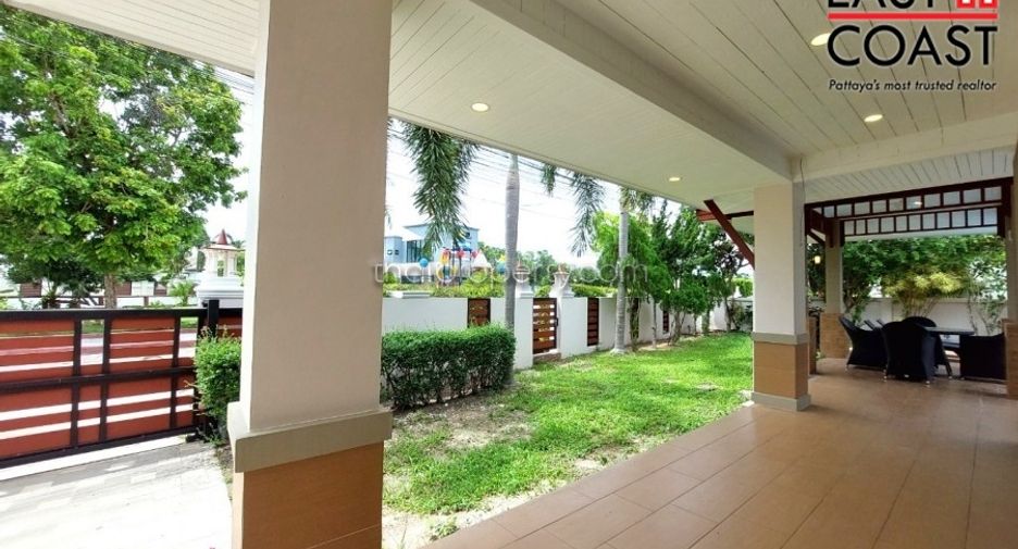 For rent 3 bedrooms house in Huay Yai, Pattaya