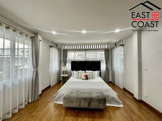Casa en alquiler de 4 habitaciones en Bang Lamung, Chonburi