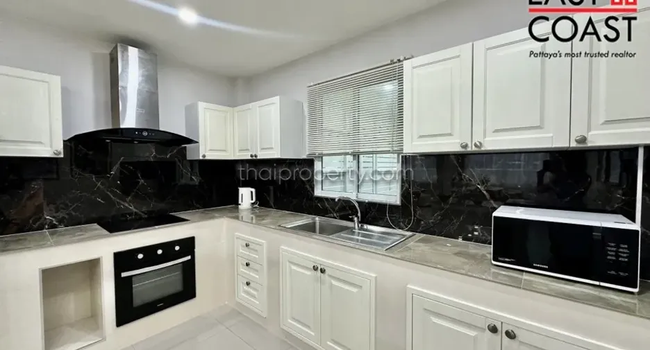 For rent 4 bedrooms house in Bang Lamung, Chonburi
