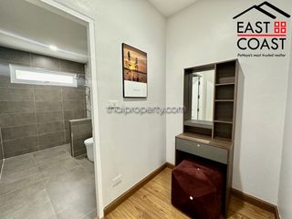 Casa en alquiler de 4 habitaciones en Bang Lamung, Chonburi