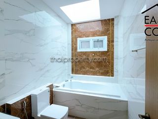 Haus zur Miete mit 3 Zimmer in Bang Lamung, Chonburi