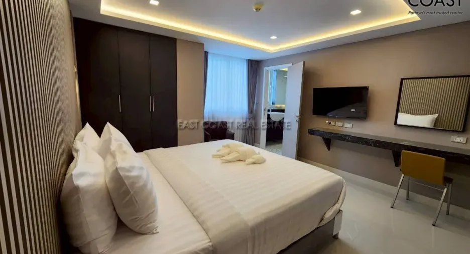 For rent 3 bedrooms condo in Bang Lamung, Chonburi