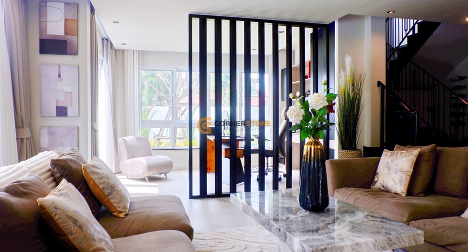 For sale 4 bedrooms house in Bang Lamung, Chonburi