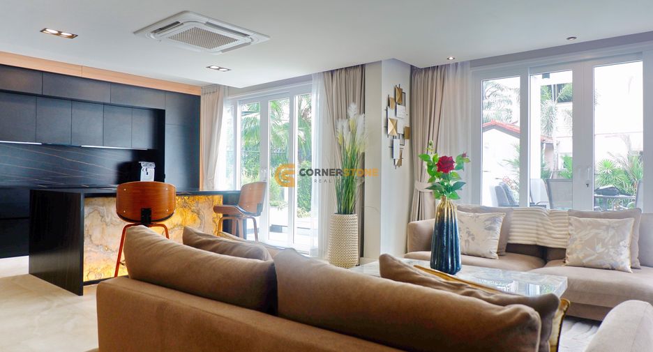 For sale 4 bedrooms house in Bang Lamung, Chonburi