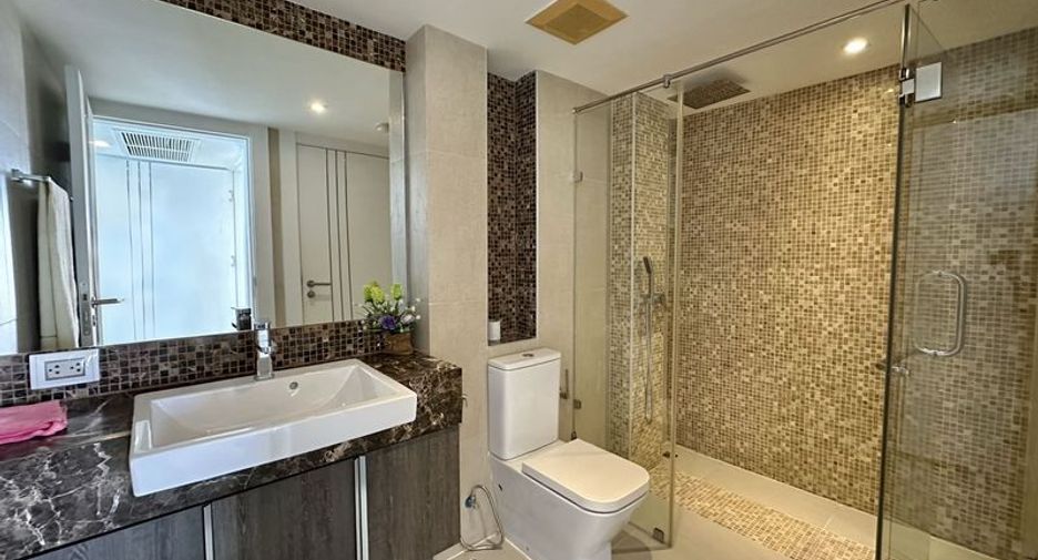 For sale 2 bedrooms condo in Bang Lamung, Chonburi