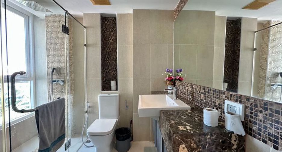 For sale 2 bedrooms condo in Bang Lamung, Chonburi