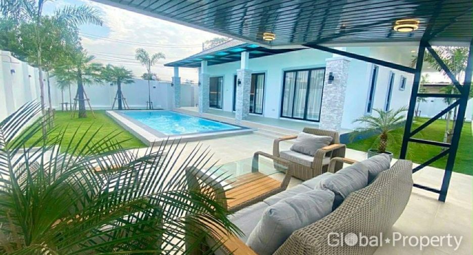 For sale 3 bedrooms house in Huay Yai, Pattaya