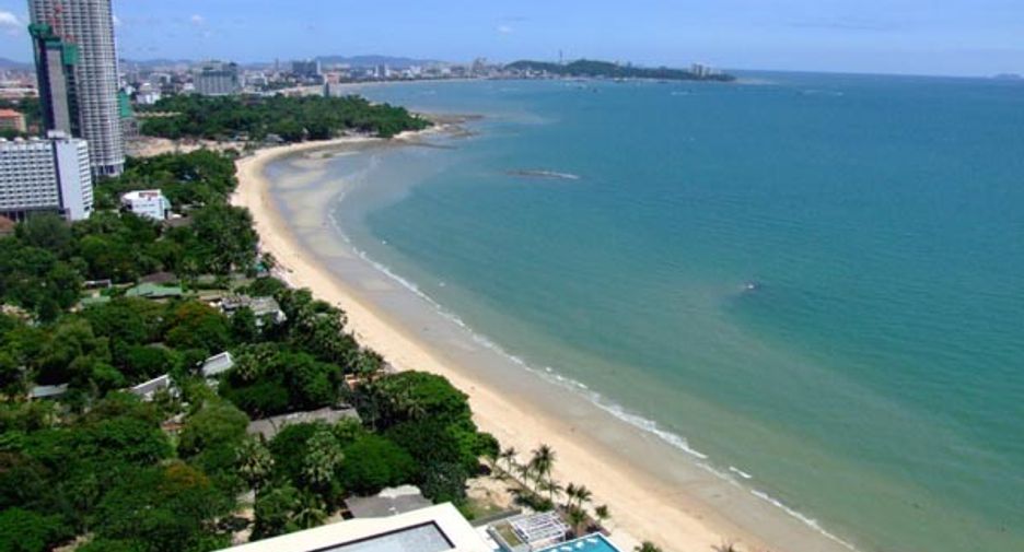 For sale 3 bedrooms condo in North Pattaya, Pattaya