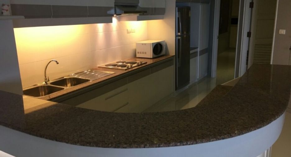 For sale 3 bedrooms condo in North Pattaya, Pattaya