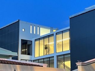Casa en venta de 7 habitaciones en Bang Lamung, Chonburi