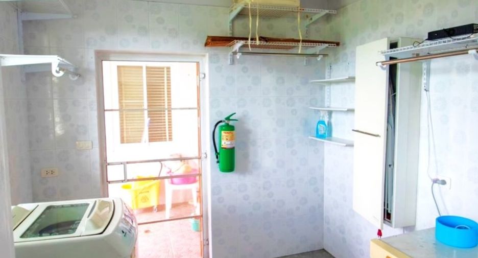 Casa en venta de 8 habitaciones en Sattahip, Chonburi