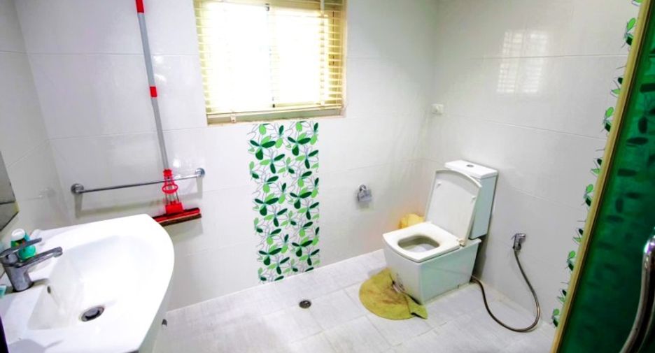 Casa en venta de 8 habitaciones en Sattahip, Chonburi