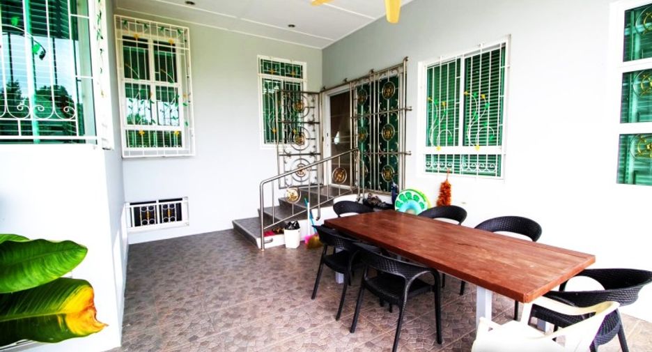 Casa en venta de 8 habitaciones en Sattahip, Chonburi