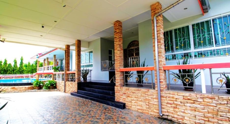 Casa en venta de 8 habitaciones en Sattahip, Chonburi