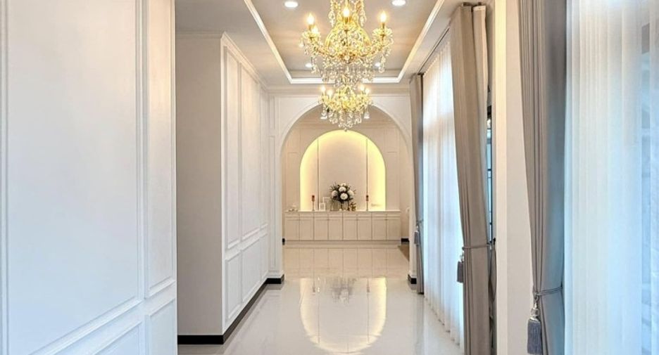 Haus zum Kauf mit 4 Zimmer in East Pattaya, Pattaya