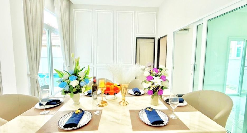 For sale 3 bedrooms house in East Pattaya, Pattaya