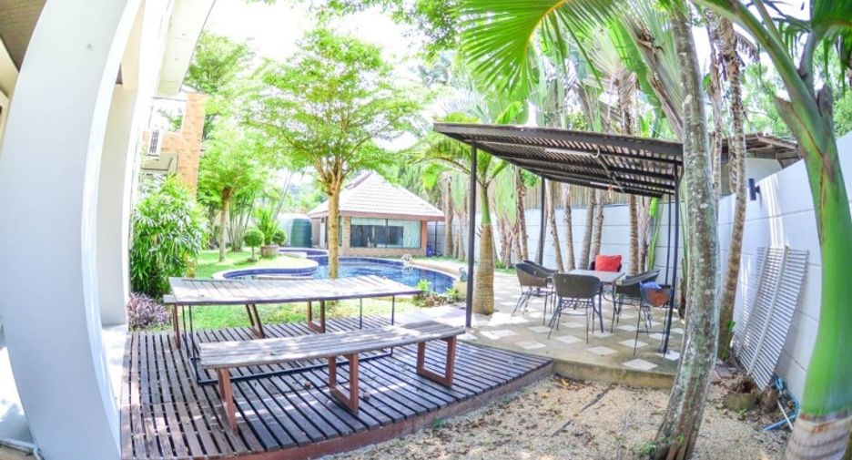 Casa en venta de 7 habitaciones en Sattahip, Chonburi