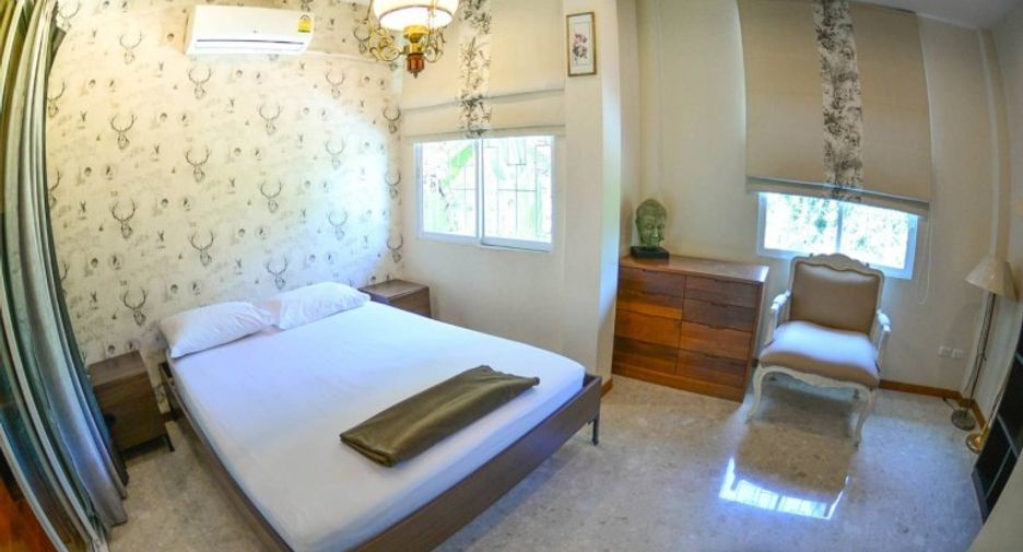 Casa en venta de 7 habitaciones en Sattahip, Chonburi