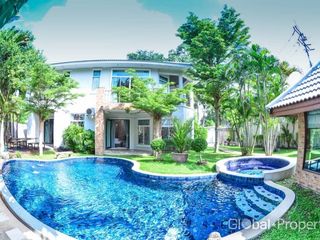 For sale 7 bedrooms house in Na Jomtien, Pattaya