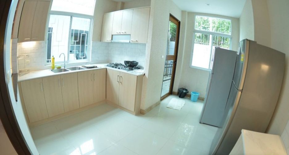 Casa en venta de 7 habitaciones en Sattahip, Chonburi