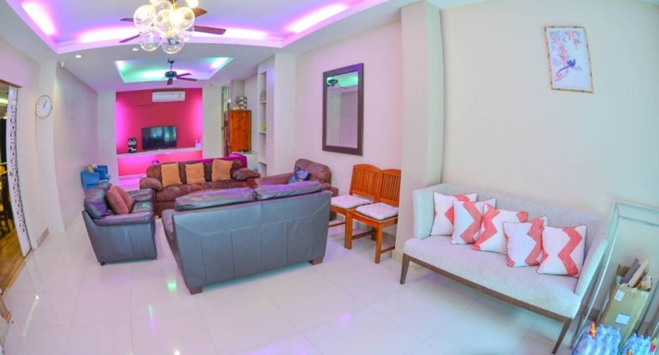 For sale 23 bedrooms house in Pratumnak, Pattaya