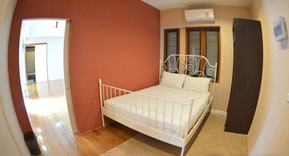 For sale 23 bedrooms house in Pratumnak, Pattaya