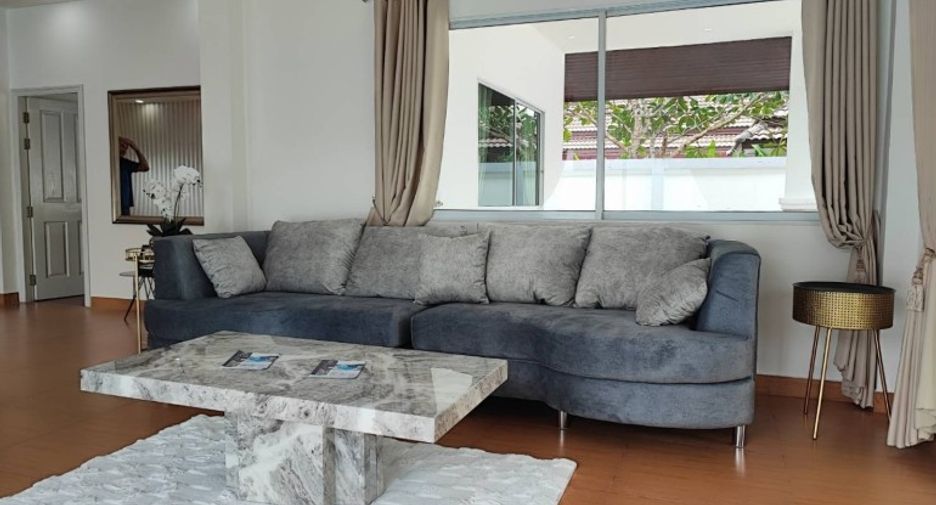 For sale 3 bedrooms house in Huay Yai, Pattaya