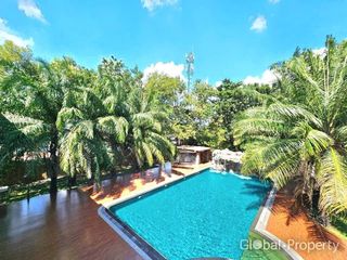 For sale 5 bedrooms house in Si Racha, Chonburi
