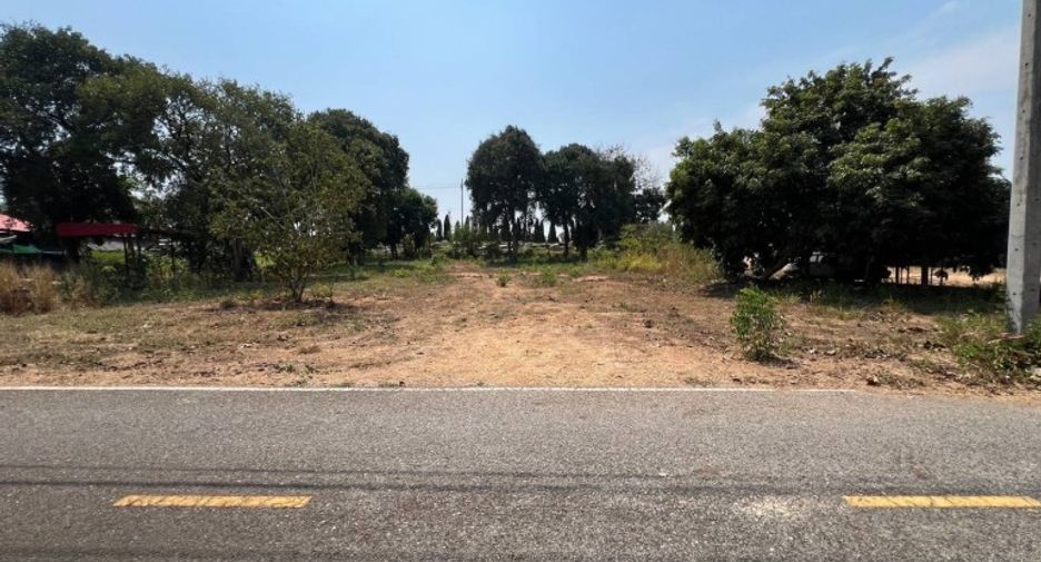 Terreno en venta en Sattahip, Chonburi