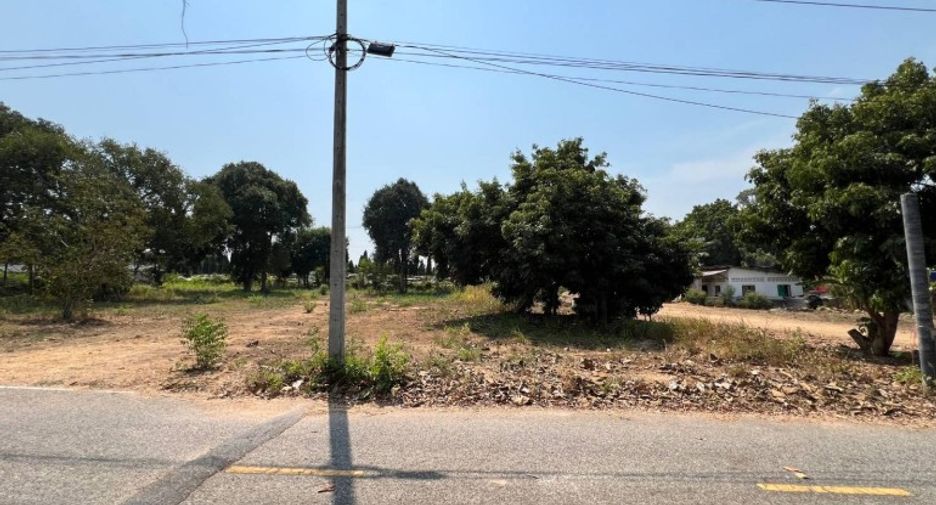 Terreno en venta en Sattahip, Chonburi