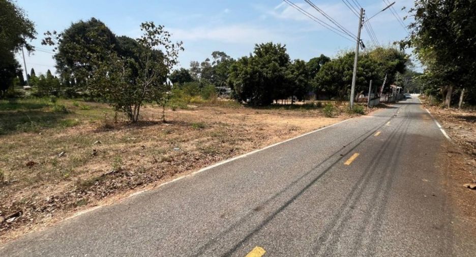 Terreno en venta en Sattahip, Chonburi