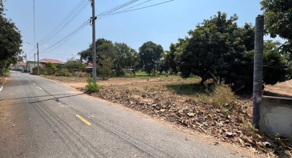 Terreno en venta en Sattahip, Chonburi
