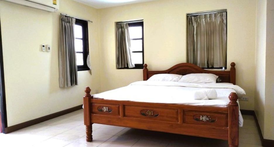 À vendre 5 chambres maison à East Pattaya, Pattaya