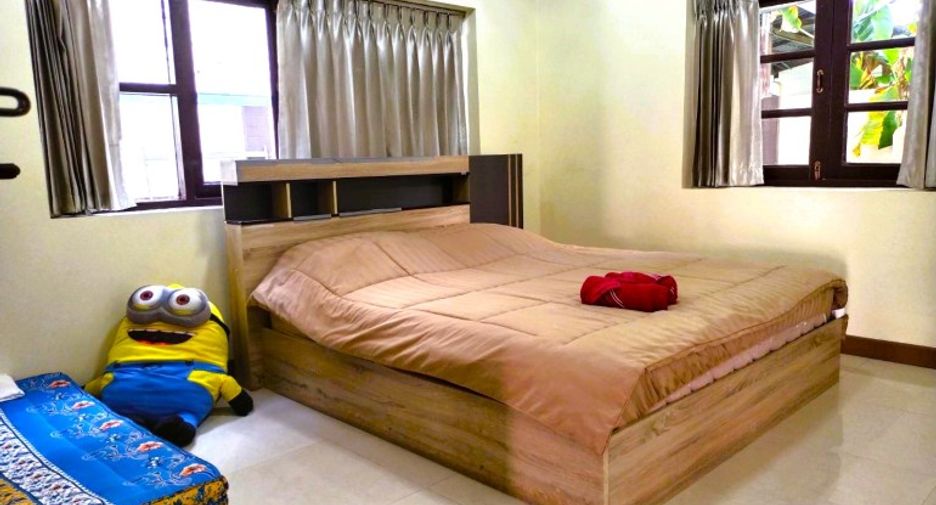 À vendre 5 chambres maison à East Pattaya, Pattaya