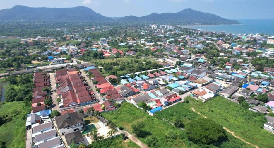 À vendre terrain à Sattahip, Chonburi