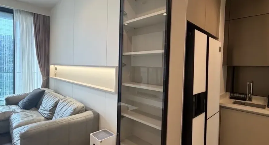 Wohnung zur Miete mit 2 Zimmer in Pathum Wan, Bangkok