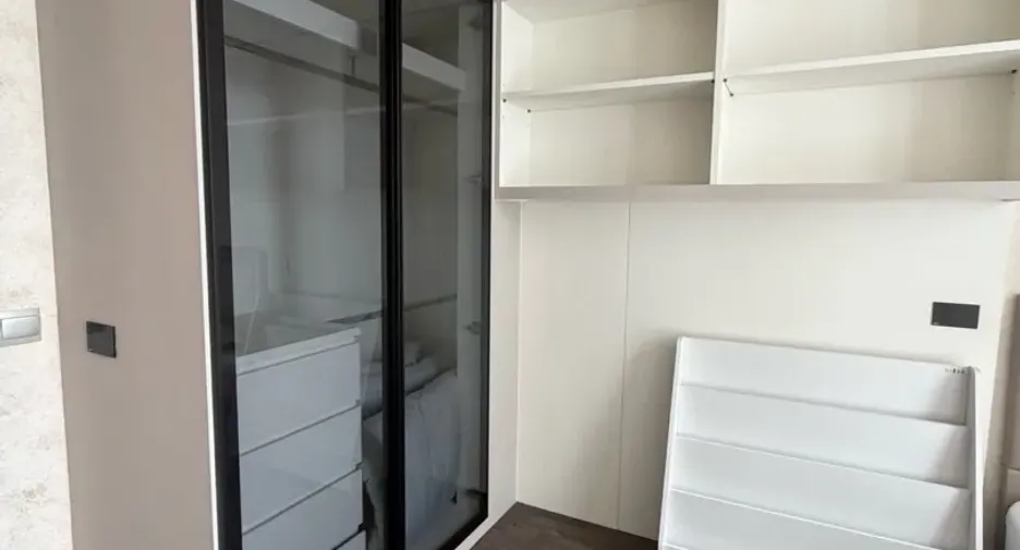 Wohnung zur Miete mit 2 Zimmer in Pathum Wan, Bangkok