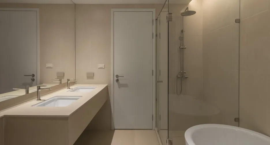 For rent 3 bedrooms condo in Sathon, Bangkok