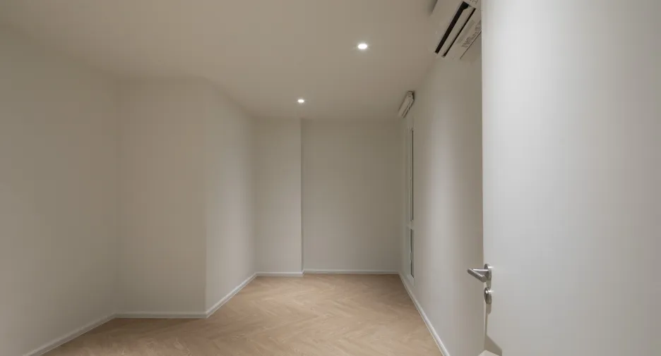 For rent 3 bedrooms condo in Sathon, Bangkok