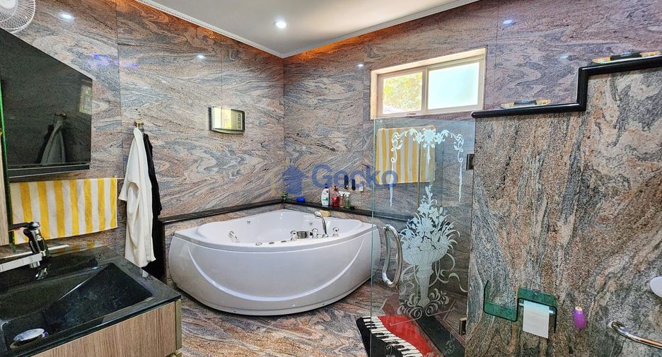 Casa en venta de 3 habitaciones en North Pattaya, Pattaya