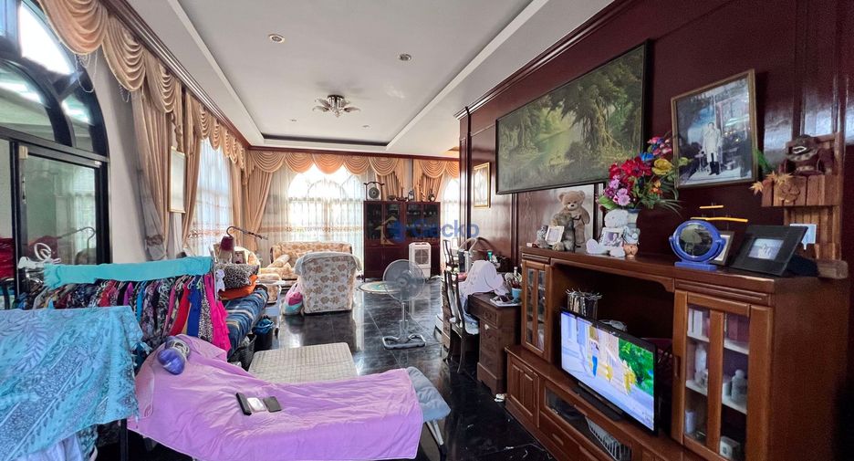 Haus zum Kauf mit 6 Zimmer in East Pattaya, Pattaya