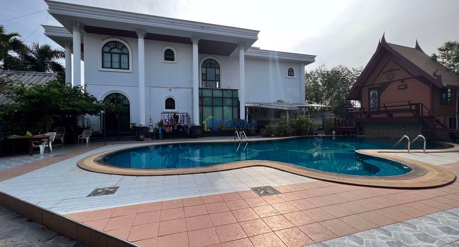 Haus zum Kauf mit 6 Zimmer in East Pattaya, Pattaya